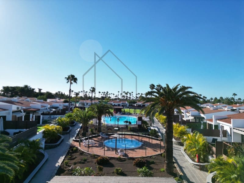 2 makuuhuone Bungalow vuokrattavana paikassa San Bartolome de Tirajana - 1 500 € (Ref: 8206951)