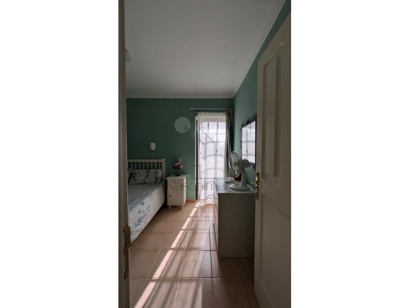 2 bedroom Bungalow for rent in San Bartolome de Tirajana with pool - € 1,700 (Ref: 8226127)