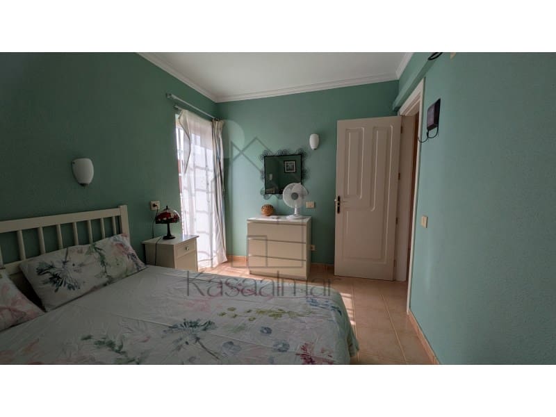 2 bedroom Bungalow for rent in San Bartolome de Tirajana with pool - € 1,700 (Ref: 8226127)