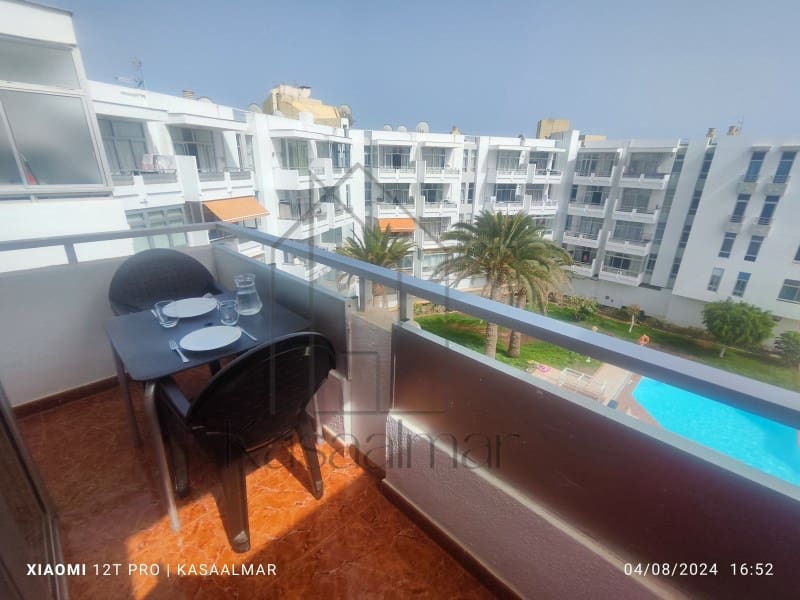 2 slaapkamer Appartement te huur in Playa del Ingles - € 1.300 (Ref: 8476273)