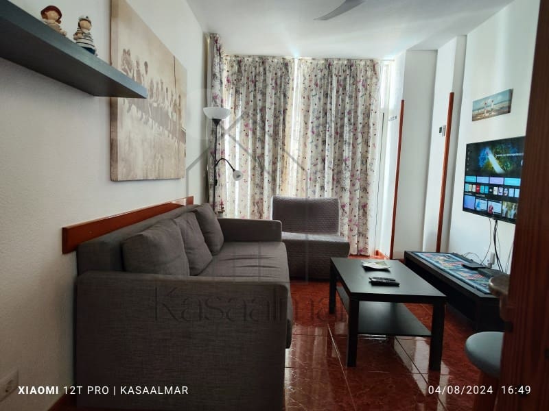 2 slaapkamer Appartement te huur in Playa del Ingles - € 1.300 (Ref: 8476273)