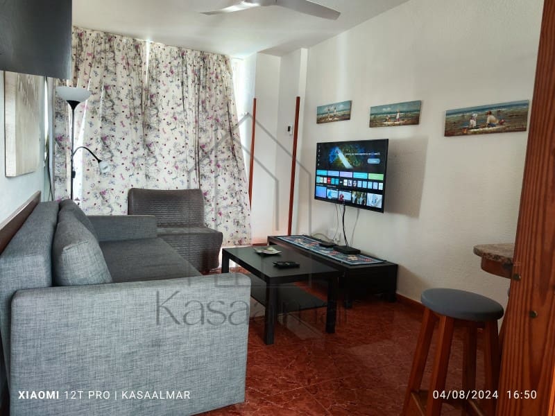 2 slaapkamer Appartement te huur in Playa del Ingles - € 1.300 (Ref: 8476273)