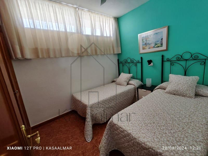 2 slaapkamer Appartement te huur in Playa del Ingles - € 1.300 (Ref: 8476273)