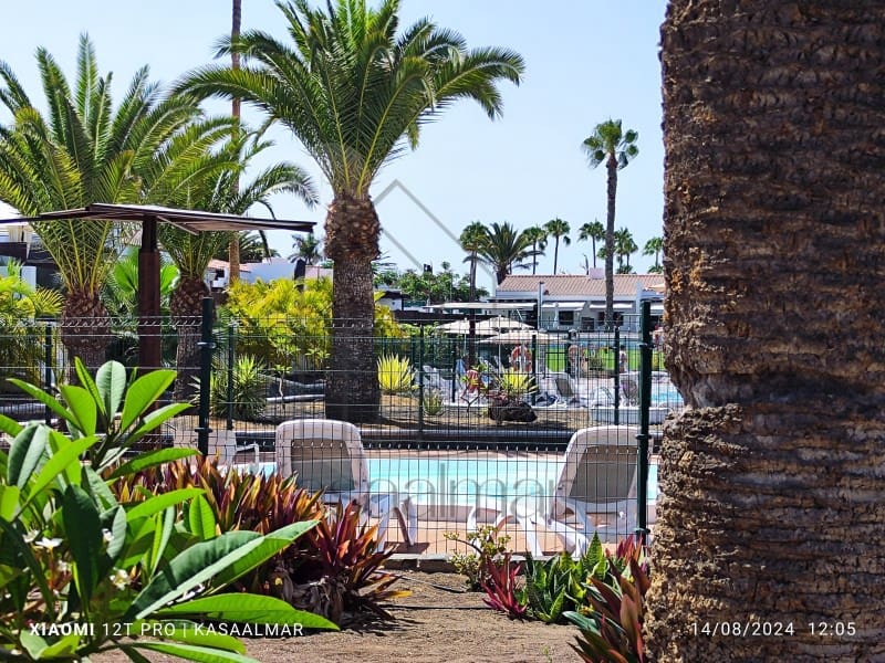 1 makuuhuone Bungalow vuokrattavana paikassa San Bartolome de Tirajana mukana uima-altaan - 1 200 € (Ref: 8489090)