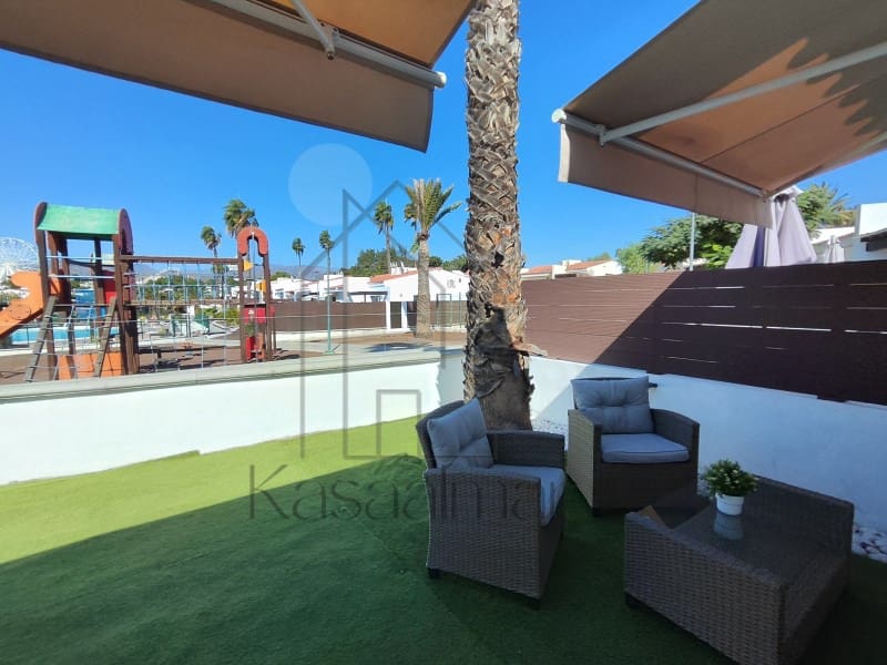 1 makuuhuone Bungalow vuokrattavana paikassa San Bartolome de Tirajana mukana uima-altaan - 1 200 € (Ref: 8489090)