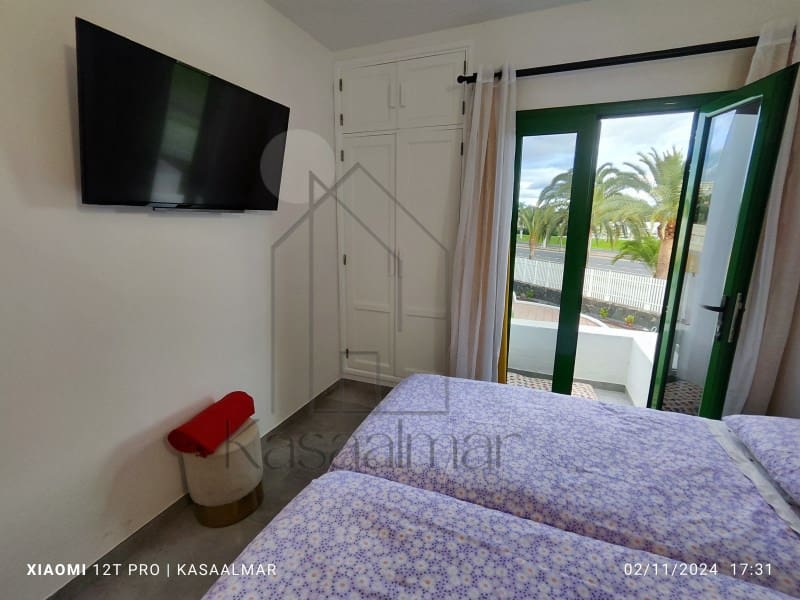 Bungalow de 1 chambre à louer à San Bartolome de Tirajana - 1 400 € (Ref: 8628160)