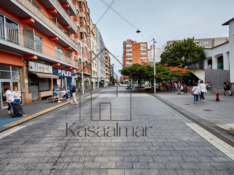 4 slaapkamer Penthouse te koop in Las Palmas de Gran Canaria - € 630.000 (Ref: 8731985)