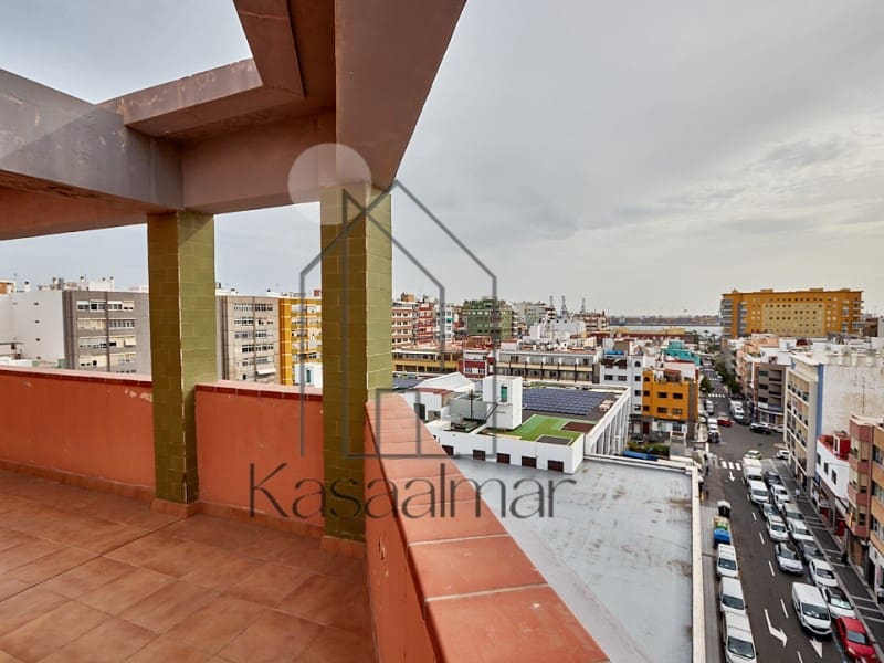 4 slaapkamer Penthouse te koop in Las Palmas de Gran Canaria - € 630.000 (Ref: 8731985)