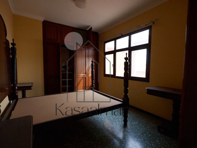 4 slaapkamer Penthouse te koop in Las Palmas de Gran Canaria - € 630.000 (Ref: 8731985)