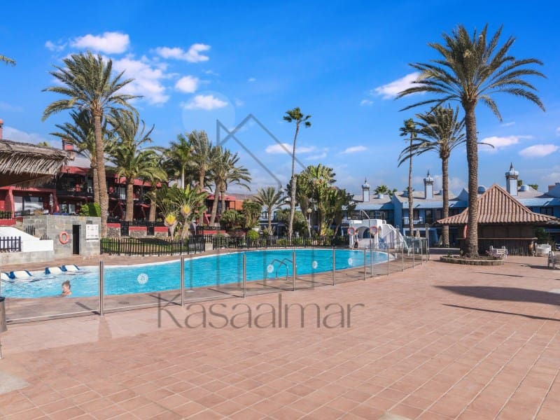 2 soverom Leilighet til salgs i San Bartolome de Tirajana - € 450 000 (Ref: 8939661)