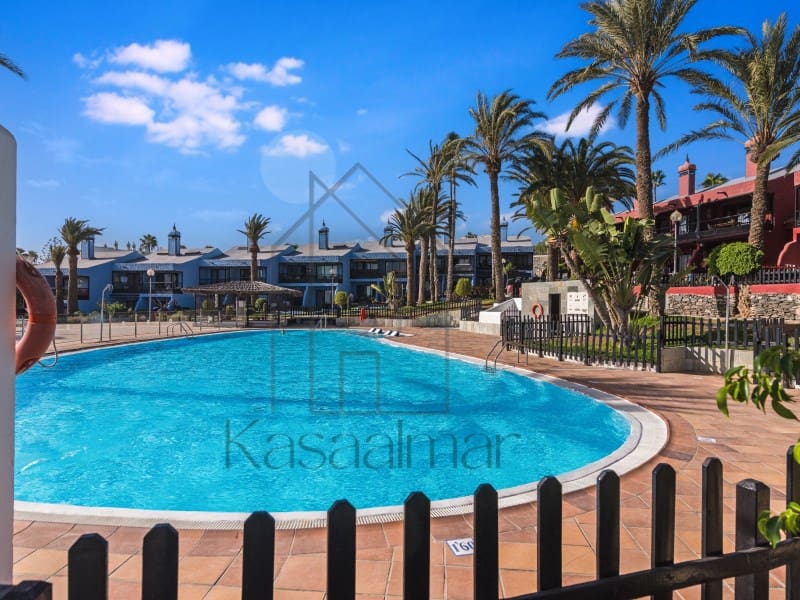 2 soverom Leilighet til salgs i San Bartolome de Tirajana - € 450 000 (Ref: 8939661)