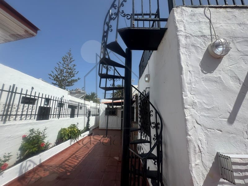 4 soveværelse Bungalow til salg i Playa del Ingles med garage - € 580.000 (Ref: 9162264)