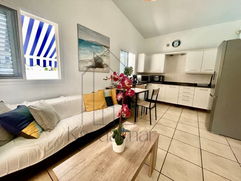 2 bedroom Bungalow for rent in Playa del Ingles - € 2,000 (Ref: 9199652)