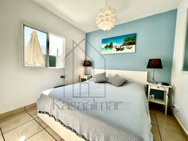 2 bedroom Bungalow for rent in Playa del Inglés, San Bartolomé de Tirajana - € 2,000 (Ref: 9199652)