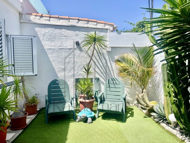 2 bedroom Bungalow for rent in Playa del Ingles - € 2,000 (Ref: 9199652)