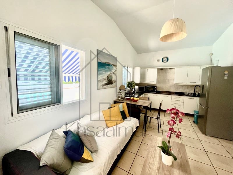 2 bedroom Bungalow for rent in Playa del Ingles - € 2,000 (Ref: 9199652)