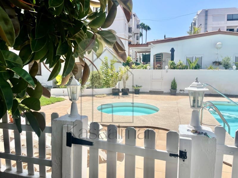 2 bedroom Bungalow for rent in Playa del Ingles - € 2,000 (Ref: 9199652)