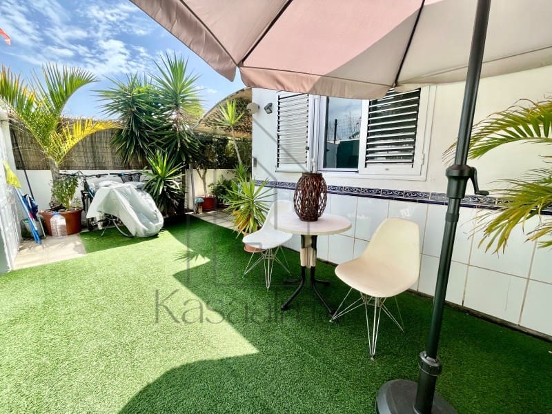 2 bedroom Bungalow for rent in Playa del Ingles - € 2,000 (Ref: 9199652)