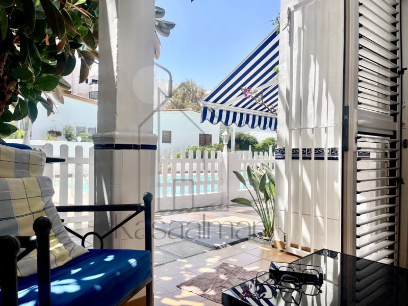 2 bedroom Bungalow for rent in Playa del Ingles - € 2,000 (Ref: 9199652)