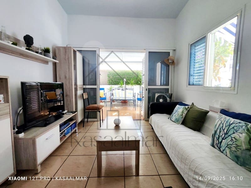 2 bedroom Bungalow for rent in Playa del Ingles - € 2,000 (Ref: 9199652)