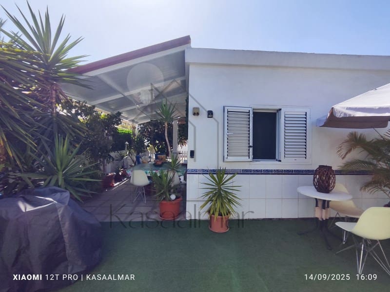 2 bedroom Bungalow for rent in Playa del Ingles - € 2,000 (Ref: 9199652)