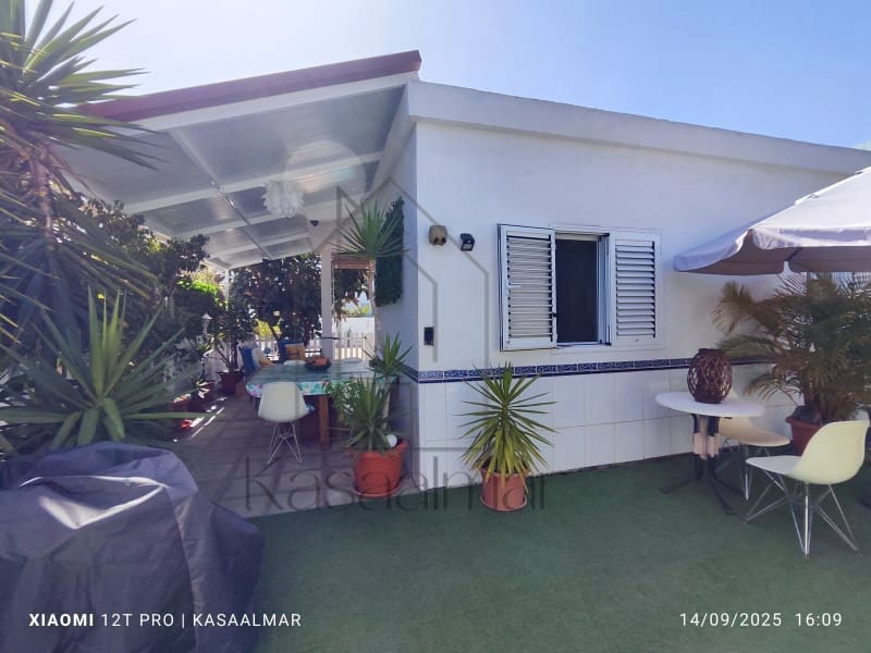 2 bedroom Bungalow for rent in Playa del Ingles - € 2,000 (Ref: 9199652)