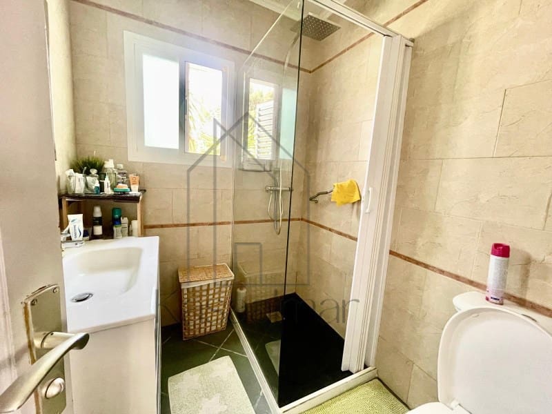 2 bedroom Bungalow for rent in Playa del Ingles - € 2,000 (Ref: 9199652)