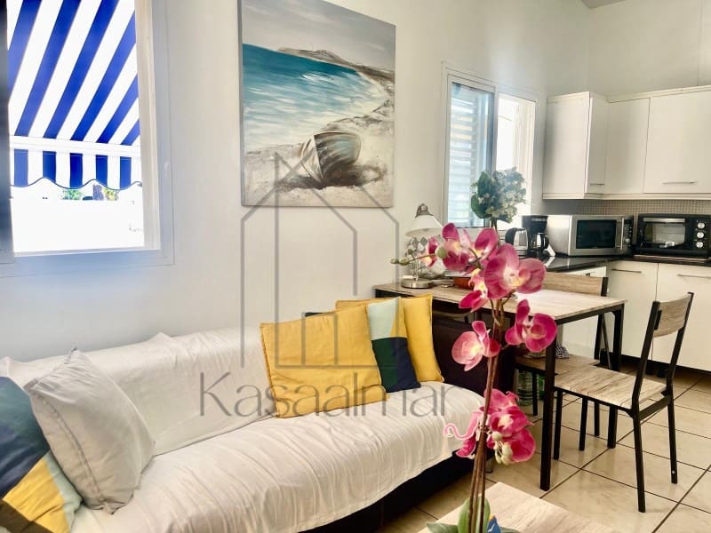 2 bedroom Bungalow for rent in Playa del Ingles - € 2,000 (Ref: 9199652)