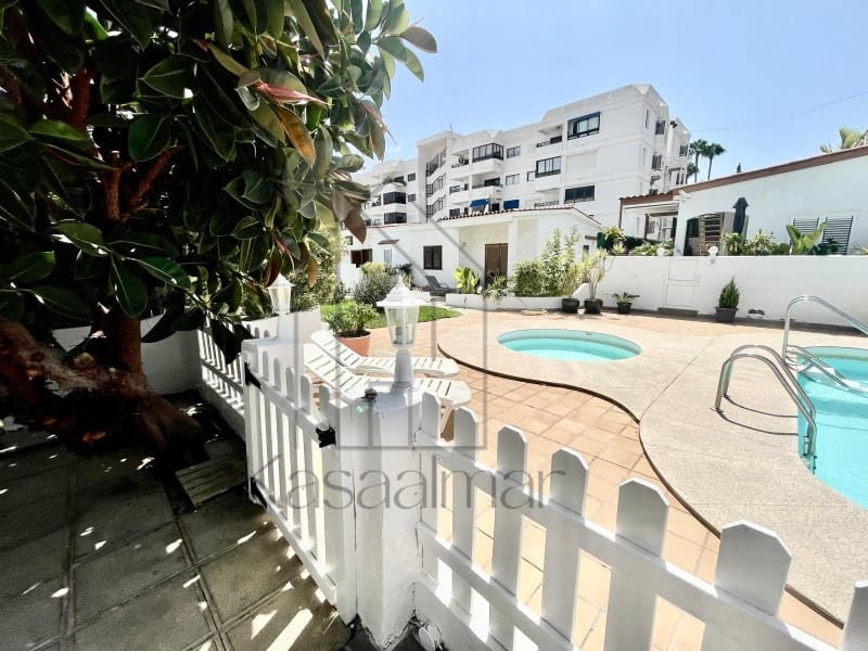 2 bedroom Bungalow for rent in Playa del Ingles - € 2,000 (Ref: 9199652)