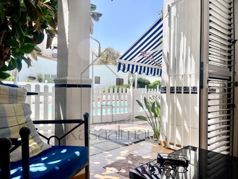 2 bedroom Bungalow for rent in Playa del Ingles - € 2,000 (Ref: 9199652)