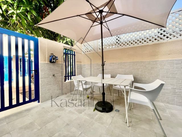 1 quarto Bungalow para arrendar em Bahia Feliz, San Bartolomé de Tirajana - 1 300 € (Ref: 9199653)