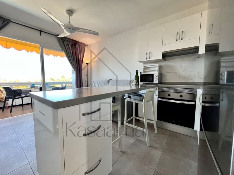 1 bedroom Apartment for rent in Playa del Ingles with garage - € 1,400 (Ref: 9204831)