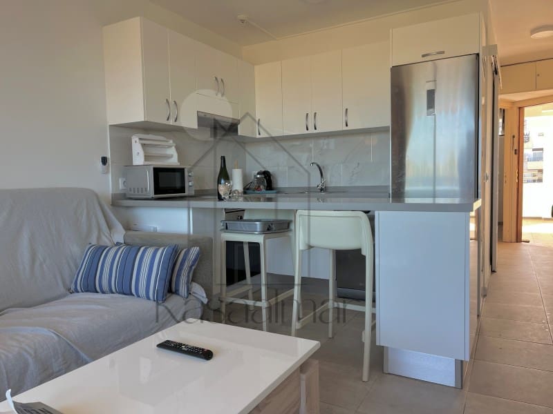 1 bedroom Apartment for rent in Playa del Ingles with garage - € 1,400 (Ref: 9204831)