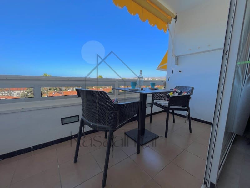 1 bedroom Apartment for rent in Playa del Ingles with garage - € 1,400 (Ref: 9204831)