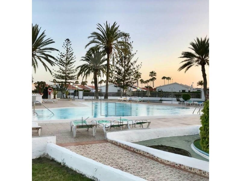 1 makuuhuone Bungalow vuokrattavana paikassa Playa del Ingles - 2 000 € (Ref: 9209524)