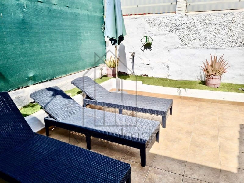 1 makuuhuone Bungalow vuokrattavana paikassa Playa del Ingles - 2 000 € (Ref: 9209524)