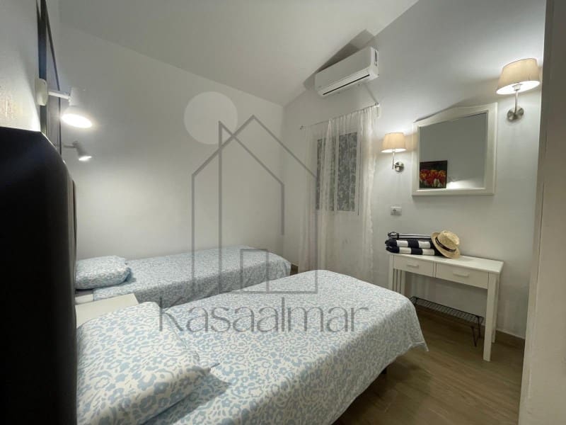 2 bedroom Bungalow for rent in Playa del Ingles - € 2,000 (Ref: 9209524)