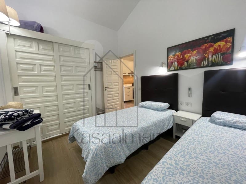 2 bedroom Bungalow for rent in Playa del Ingles - € 2,000 (Ref: 9209524)