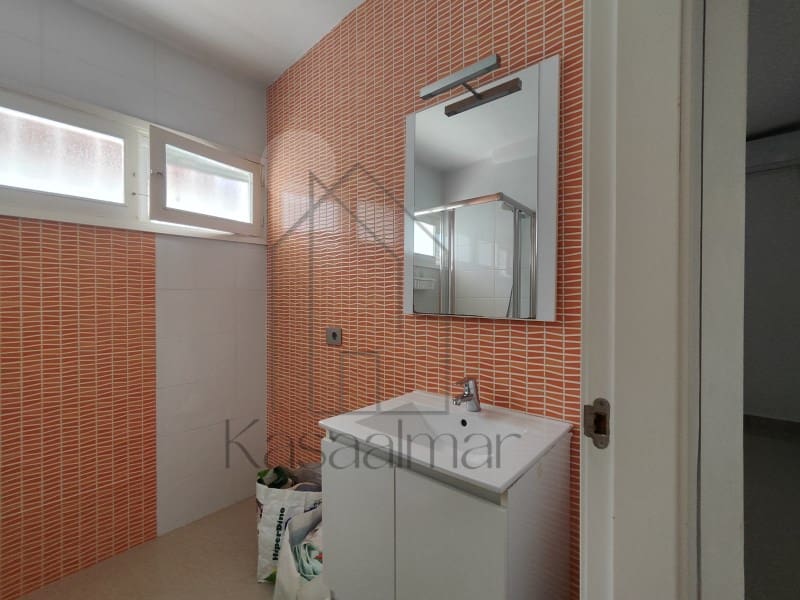 Bungalow til leie i Playa del Ingles med garasje - € 2 350 (Ref: 9400741)