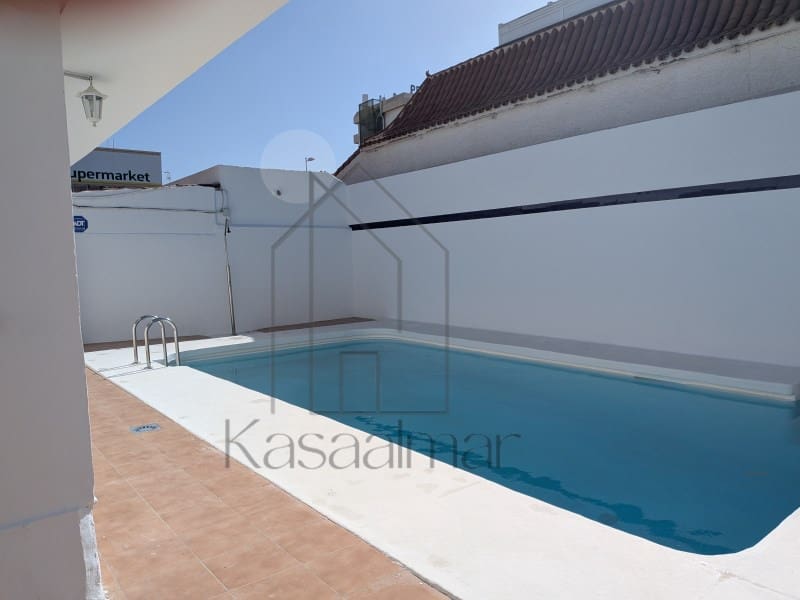 Bungalow til leie i Playa del Ingles med garasje - € 2 350 (Ref: 9400741)