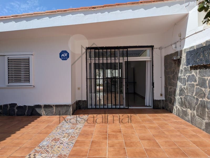 Bungalow til leie i Playa del Ingles med garasje - € 2 350 (Ref: 9400741)