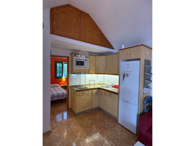 2 soveværelse Villa til leje i San Bartolome de Tirajana - € 1.600 (Ref: 9419954)