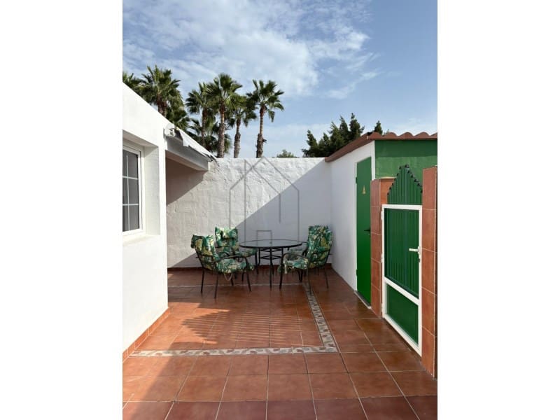 2 soveværelse Villa til leje i San Bartolome de Tirajana - € 1.600 (Ref: 9419954)