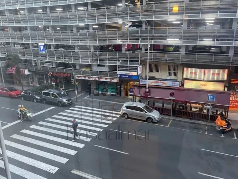 Apartment for rent in Las Palmas de Gran Canaria - € 920 (Ref: 9499750)