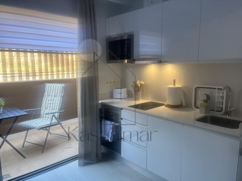 Apartment for rent in Arguineguin - € 1,200 (Ref: 9536793)