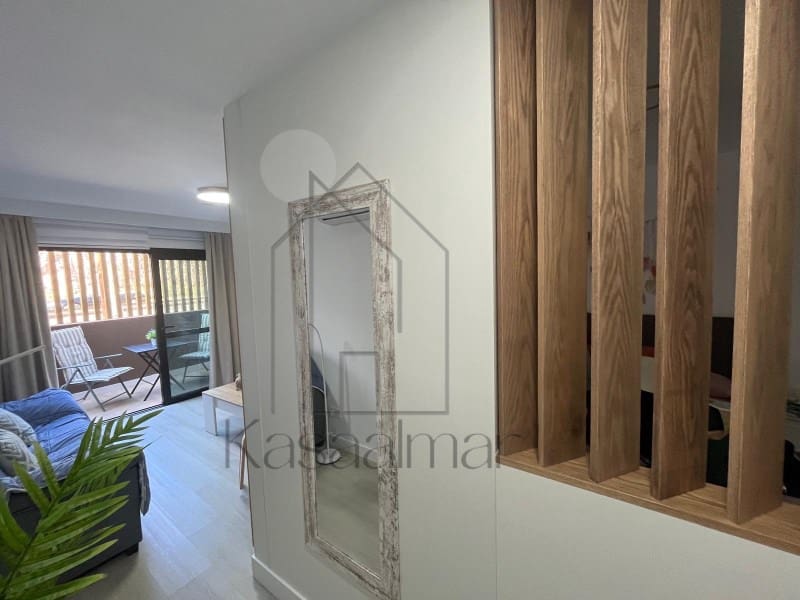 Apartment for rent in Arguineguin - € 1,200 (Ref: 9536793)