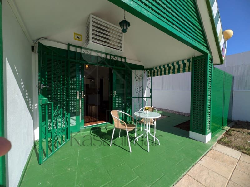 2 soveværelse Bungalow til leje i San Bartolome de Tirajana - € 2.150 (Ref: 9558682)