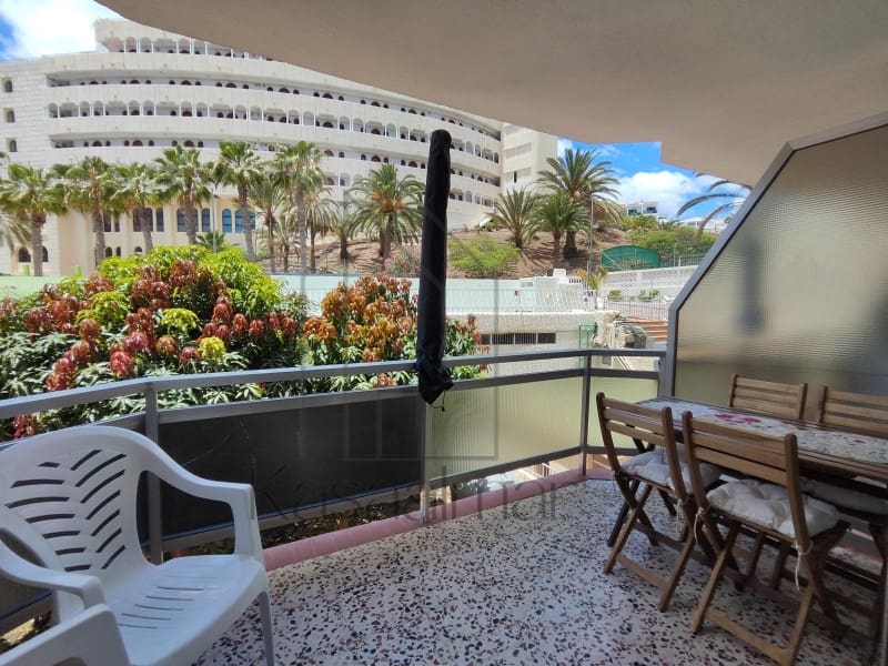 Apartment for rent in Playa del Ingles with pool garage - € 950 (Ref: 9616151)