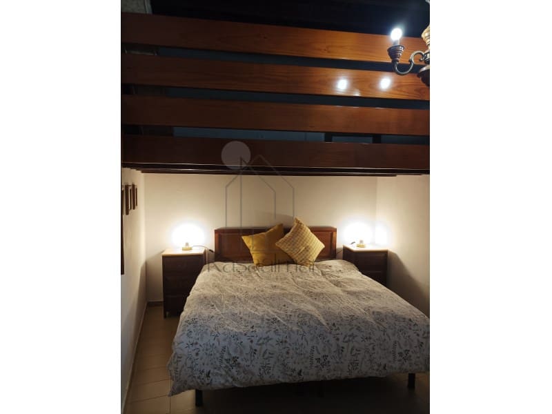 Casa de 2 habitaciones en Moya en alquiler con garaje - 1.600 € (Ref: 9627564)