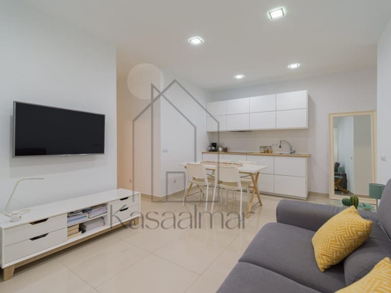 1 sovrum Lägenhet att hyra i Las Palmas de Gran Canaria - 1 100 € (Ref: 9677080)